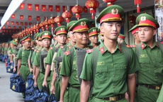 Đón 566 cán bộ, chiến sĩ từ TP HCM ra Hà Nội tập luyện cho nhiệm vụ A80