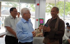 Đoàn Đại biểu Quốc hội TP HCM khảo sát Trung tâm Phục vụ hành chính công phường Phú Mỹ