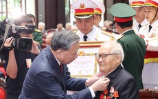Tổng Bí thư Tô Lâm: Cán bộ lão thành tiếp tục là "người chiến sĩ trên mặt trận mới"