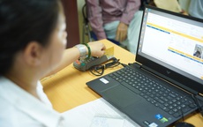 Tặng quà Tết với mức 300.000 đồng cho người hưởng lương hưu, trợ cấp mất sức lao động