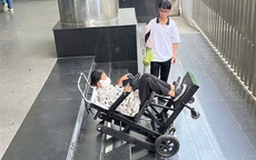 Người trẻ đam mê sáng tạo, tự tin khởi nghiệp: Xe lăn leo cầu thang chi phí thấp