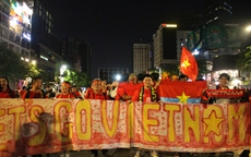 Lỡ hẹn chung kết, CĐV TP HCM gửi lời động viên đến U23 Việt Nam