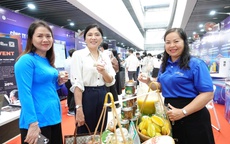 Cô giáo Cần Thơ "nâng đời" trái khế chua miền Tây