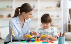 Trẻ có nhu cầu giáo dục đặc biệt cần một môi trường như thế nào?