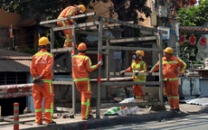 Tháo dỡ lô cốt