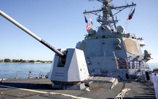 Hai tàu hải quân Mỹ tự va chạm trên biển Caribe