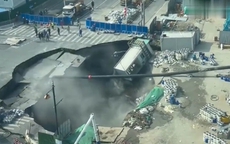 "Hố tử thần" khổng lồ bất ngờ xuất hiện tại Thượng Hải