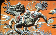 Long mã linh vật độc đáo