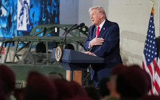 Ông Donald Trump hé lộ "sắp thăm Venezuela", công khai "vũ khí bí mật" công nghệ cao