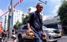 "Đệ nhất cao thủ đánh bóng lư đồng" với hơn 30 năm theo nghề