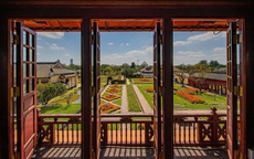 Phim trường "Gái già lắm chiêu 3" cuốn hút du khách ngày Tết