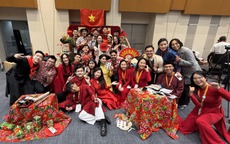 Thanh niên Việt Nam đón Tết giữa đại dương trên tàu Đông Nam Á - Nhật