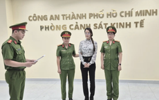 Một năm nhiều người nổi tiếng bị bắt