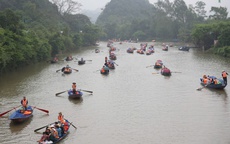 Vòi tiền khách, lái đò chùa Hương bị xử lý