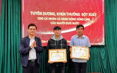 Vụ chìm thuyền trên sông Gianh: Hai cha con cứu 3 người đã được khen thưởng