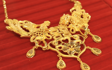 Tối 24-2, giá vàng "quay xe" rớt mạnh