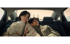 Mẹ con quốc dân "Ký sinh trùng" hội ngộ khán giả Việt