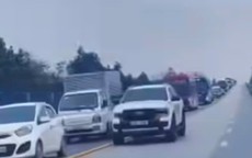 Bất ngờ danh tính tài xế bán tải đi vào làn ngược chiều, liên tục nháy đèn pha trên cao tốc