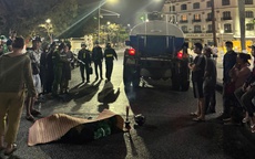 Tông vào xe bồn rửa đường, nam thanh niên mặc áo Grap tử vong