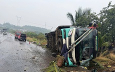 Tai nạn xe khách nghiêm trọng ở Đồng Nai, 3 người thương vong