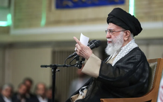 Rộ tin xảy ra "đột kích nguy hiểm" vào trụ sở lãnh tụ tối cao Iran