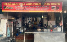 Khởi tố chủ cơ sở sản xuất giò chả chứa hàn the, thu giữ hơn 1,2 tấn