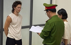 Khởi tố nam thanh niên ngoại quốc đánh người vì ghen tuông