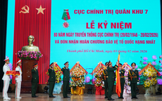 Cục Chính trị Quân khu 7 đón nhận Huân chương Bảo vệ Tổ quốc hạng Nhất