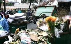 Tranh cãi về tiền rác tháng 13