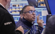 Cập nhật vàng, bạc, chứng khoán đến sáng 6-2