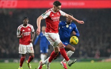 Tháng 2 nghẹt thở, Arsenal “trả giá” cho suất đến Wembley