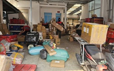 Thấp thỏm mua - bán hàng online dịp Tết