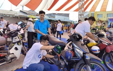 2.000 xe máy được thay nhớt, kiểm tra xe miễn phí