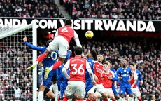 Thẻ đỏ, bóng chết và sai lầm chiến thuật khiến Chelsea trả giá