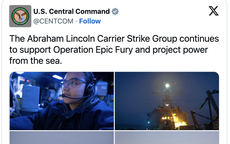 Iran tuyên bố tàu sân bay USS Abraham Lincoln "bị tấn công và rút nhanh", Mỹ nói gì?