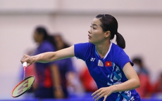 Thùy Linh thắng nghẹt thở tay vợt hạng 17 thế giới ở giải Super 300