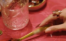 Khi nghệ sĩ "điếc không sợ súng"