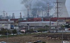 Nhà máy lọc dầu Israel và hàng chục mục tiêu của hải quân Iran cùng trúng đòn