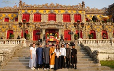 "Hoàng hậu cuối cùng" khai máy, tái hiện "vàng son một thuở"