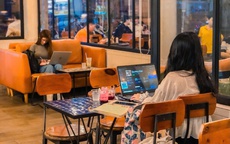 Việc làm xuyên biên giới: Cơ hội và thách thức