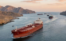 Iran mở đường qua "yết hầu" Hormuz cho tàu thuyền Nhật Bản, thu phí “lối đi an toàn”?