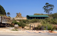 Hơn 2 thập kỷ mòn mỏi chờ đền bù