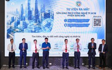 Từ trưng bày thành bữa tiệc giao dịch