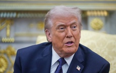 Ông Donald Trump tuyên bố "nóng" về eo biển Hormuz