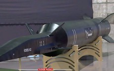 Iran tuyên bố dội tên lửa siêu vượt âm, bác bỏ tin đồn suy yếu
