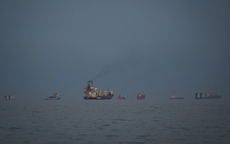 Hé lộ lý do thật sự khiến Iran chưa thể mở lại eo biển Hormuz?