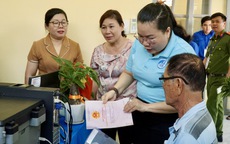 Xã Tân Nhựt, TPHCM: Đưa dịch vụ công về tận ấp, người dân tự tin làm hồ sơ trực tuyến