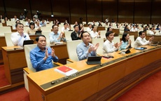 Quốc hội "chốt" miễn thuế với xăng dầu đến hết ngày 30-6