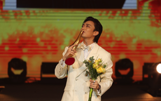 SOOBIN Hoàng Sơn thắng lớn tại giải Cống hiến