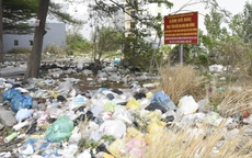 Hình ảnh rác thải “tái xuất” ở TPHCM, cứ dọn xong lại đầy